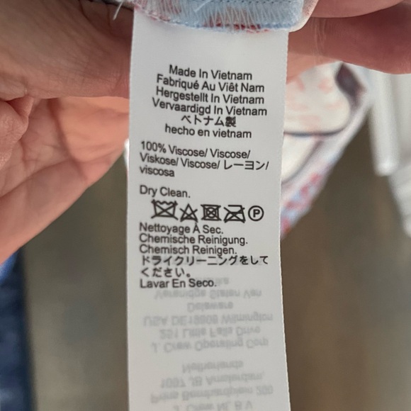 J. Crew Gwen knee-length slip skirt in blue and red summer fields print. 🌸 - Picture 8 of 8